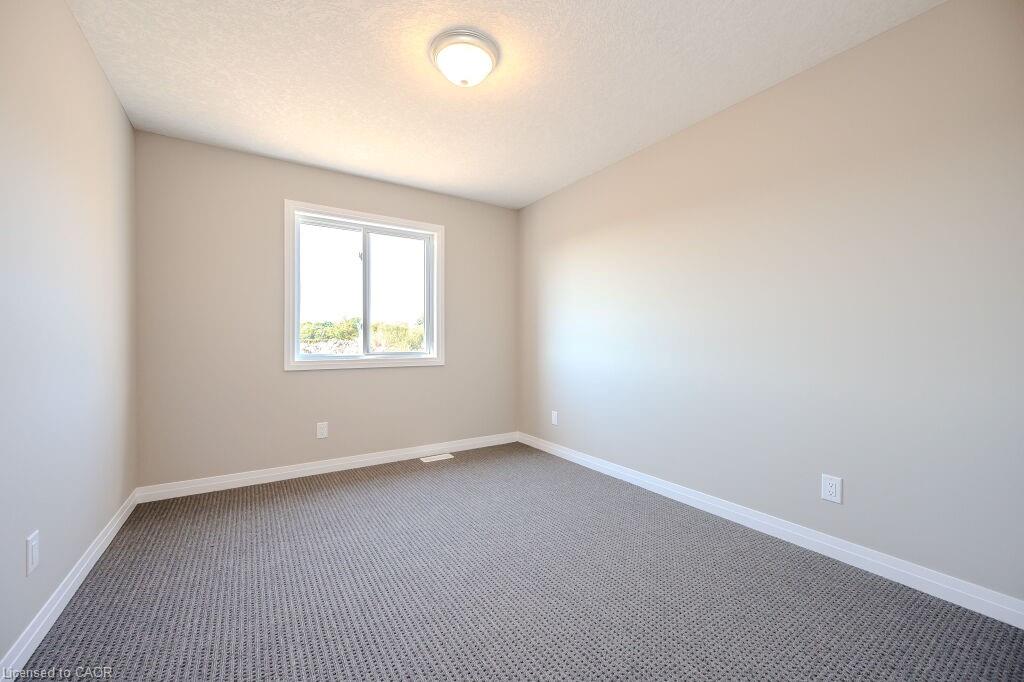 423 Woolwich Street Property Photo 28