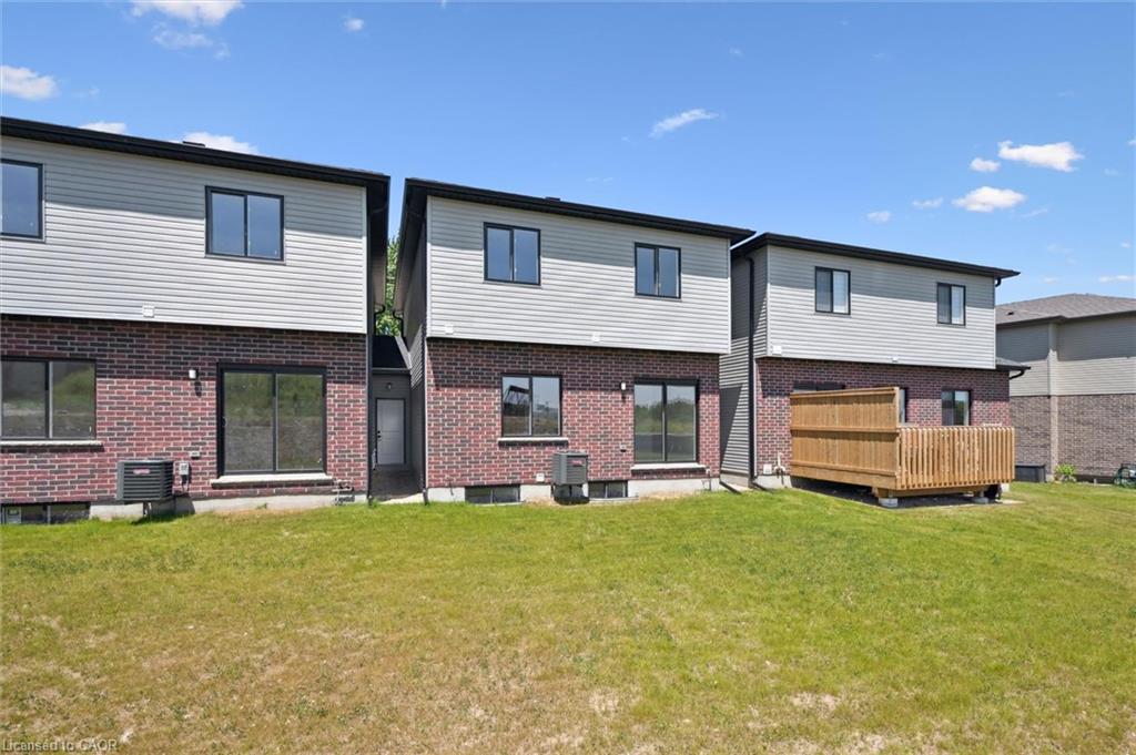 423 Woolwich Street Property Photo 37