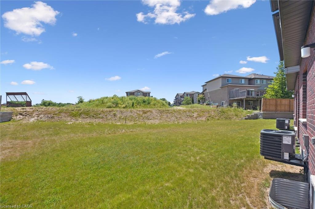 423 Woolwich Street Property Photo 38