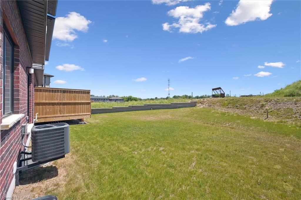 423 Woolwich Street Property Photo 39