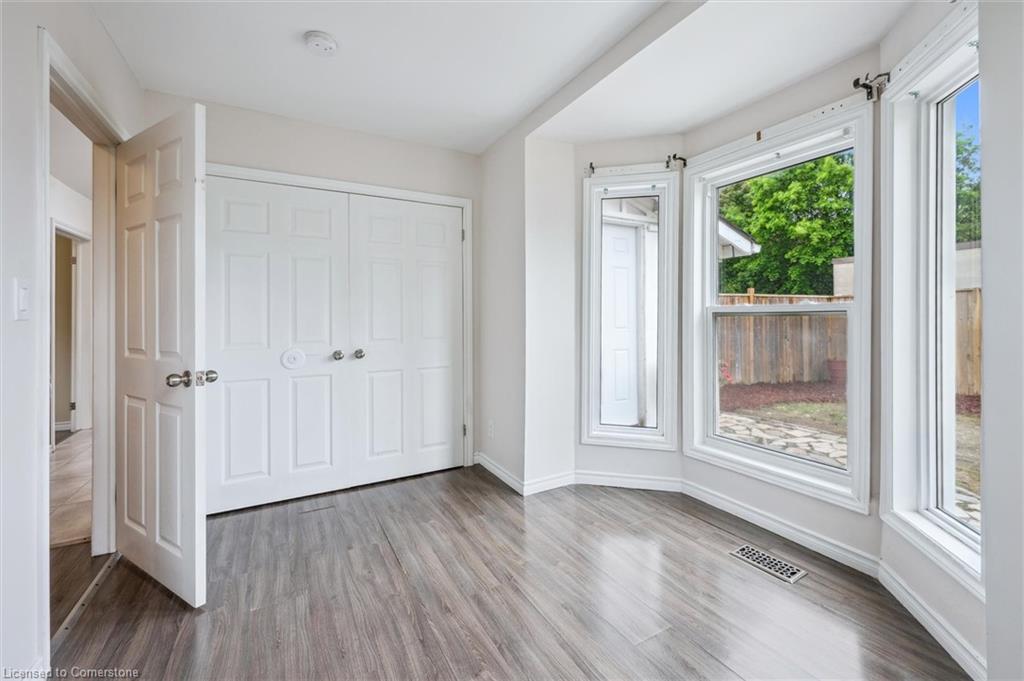 169 Edinburgh Road N Property Photo 18