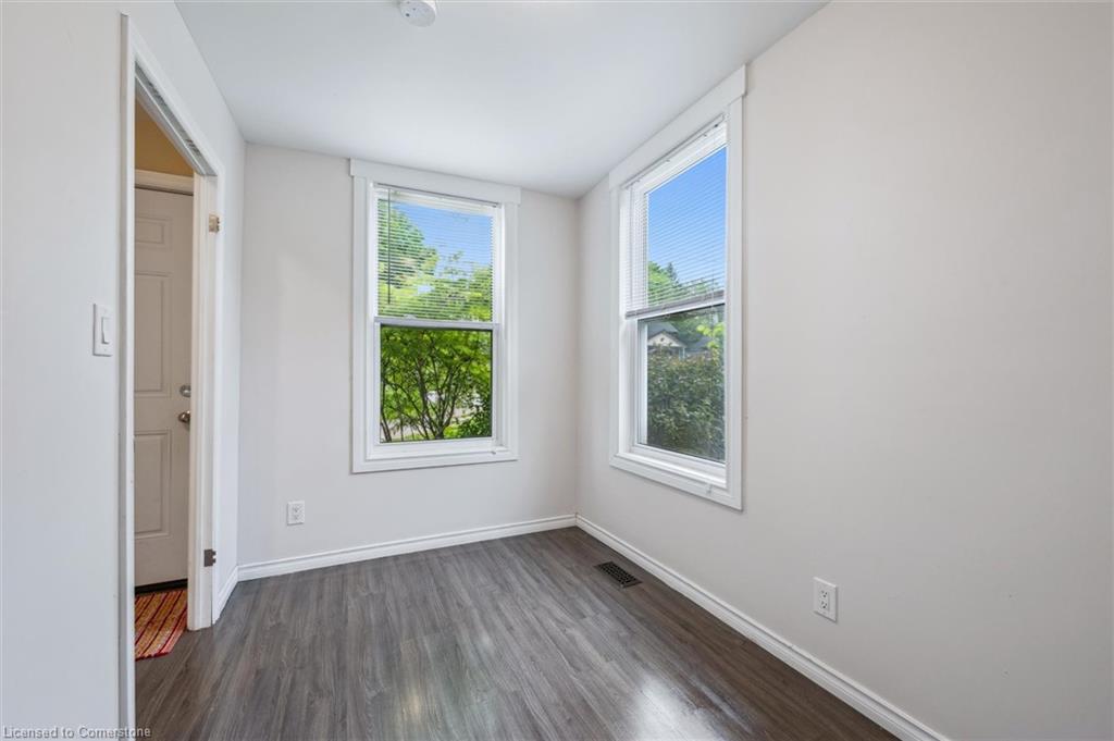 169 Edinburgh Road N Property Photo 19