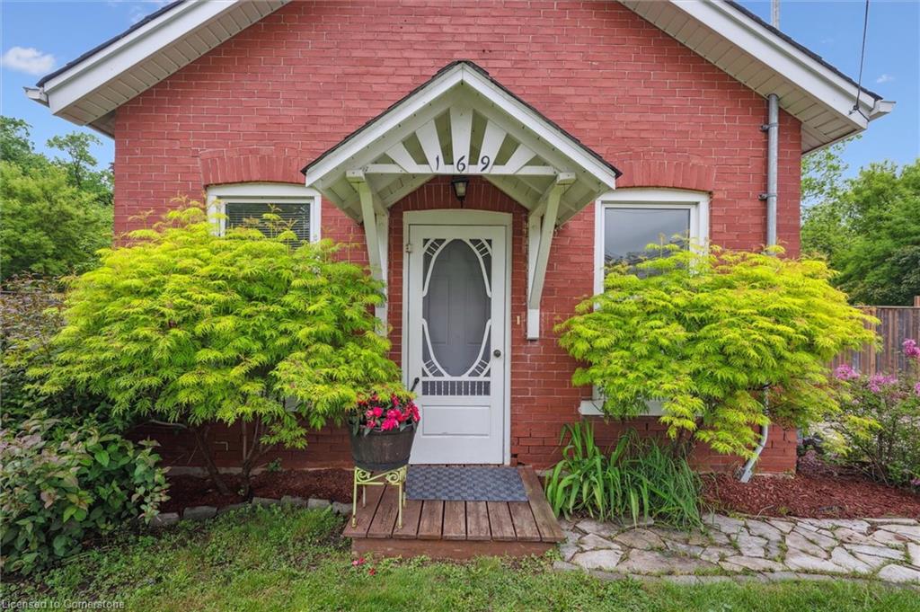 169 Edinburgh Road N Property Photo 24