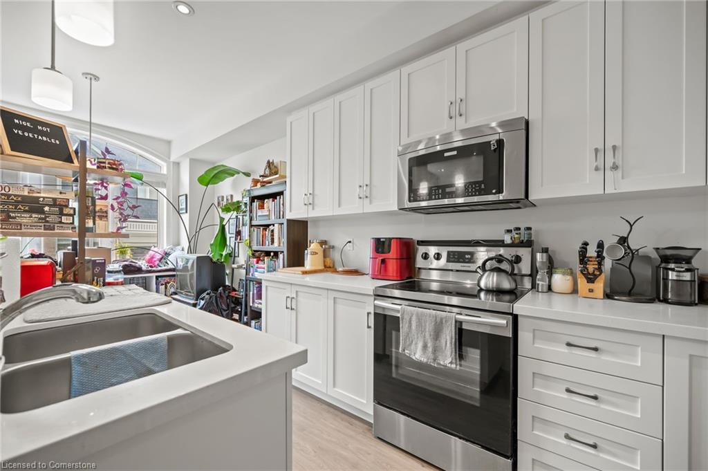 12 Birot Lane Property Photo 7
