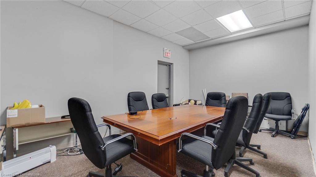 66 King Street W Property Photo 19