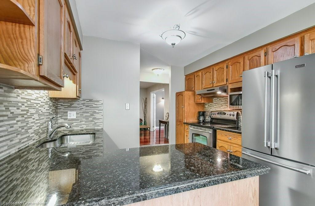 69 Lanark Crescent Property Photo 15