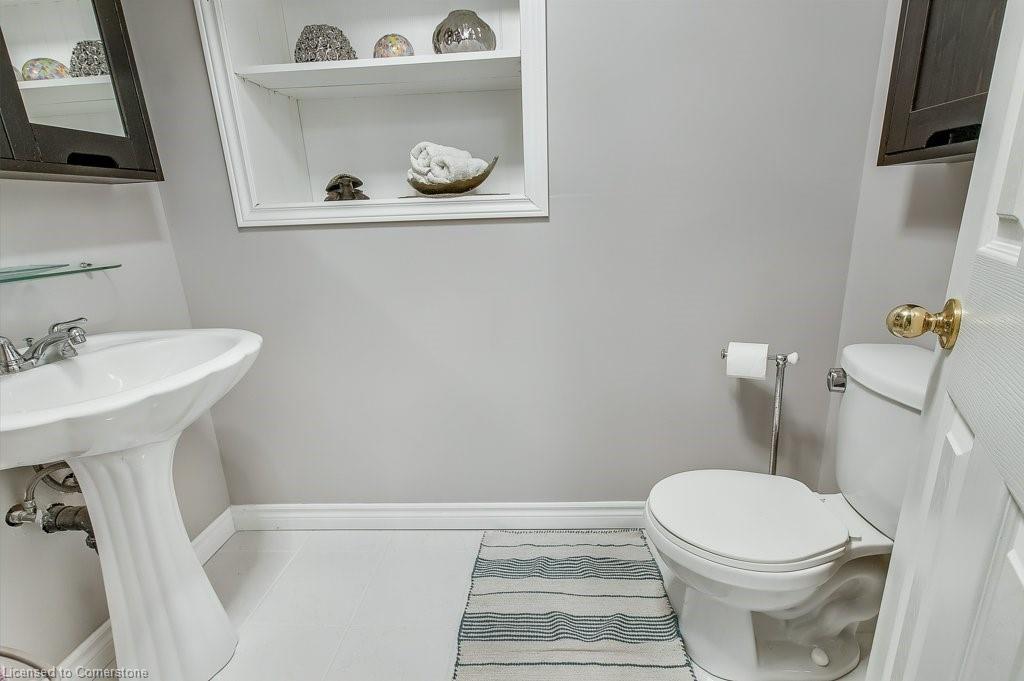 69 Lanark Crescent Property Photo 35