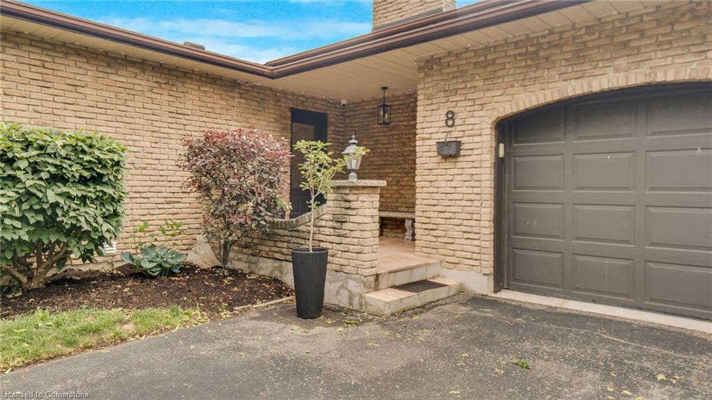 8 Jessica Drive Property Photo 3