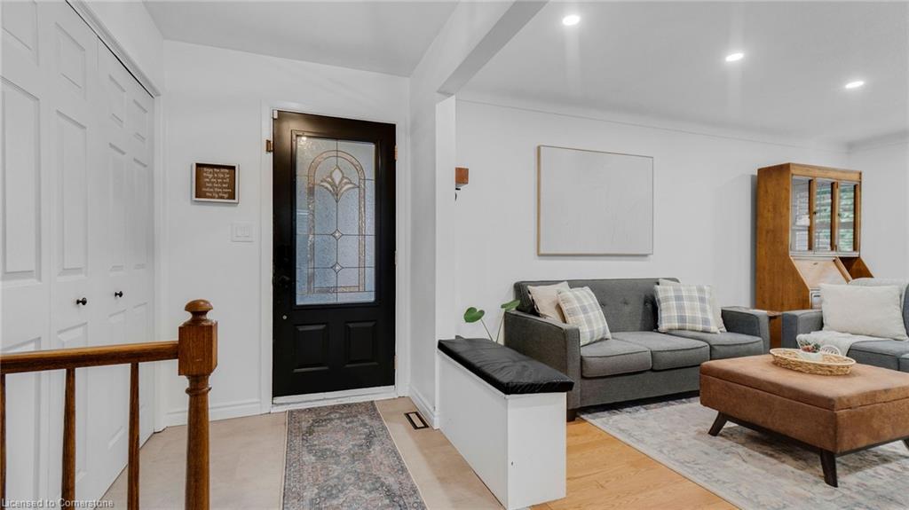 8 Jessica Drive Property Photo 5
