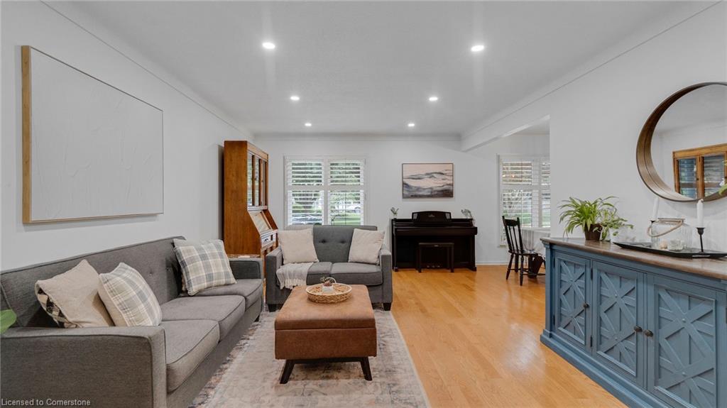 8 Jessica Drive Property Photo 6