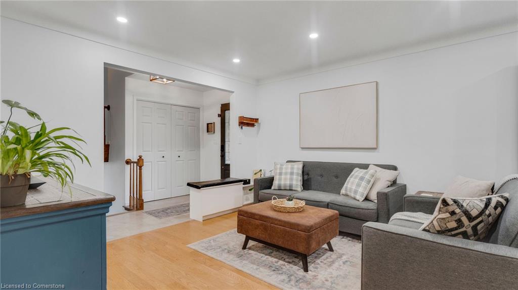 8 Jessica Drive Property Photo 7