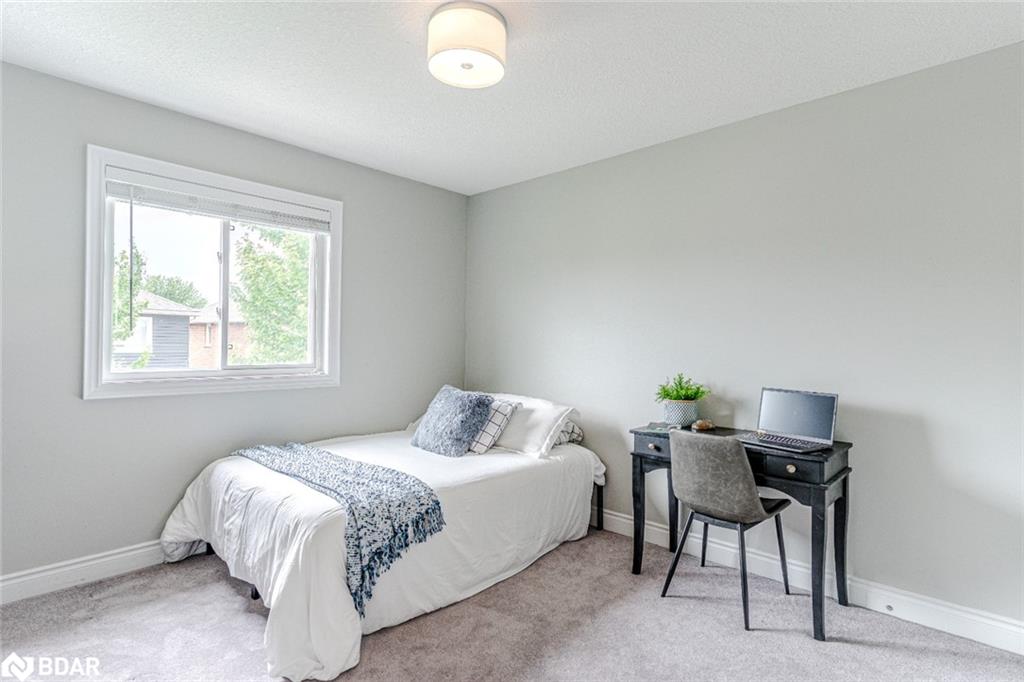 7 Garbutt Crescent Property Photo 17