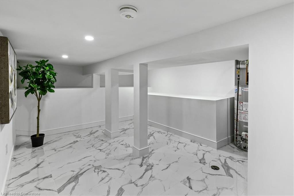 46 Bell Street Property Photo 40