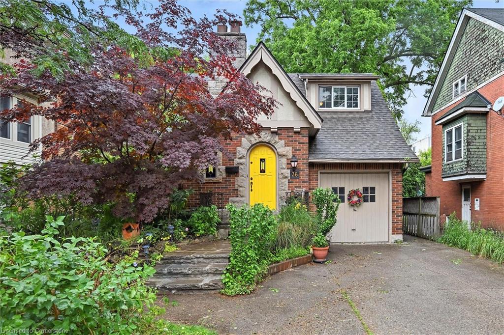 36 Grosvenor Avenue S Property Photo 2