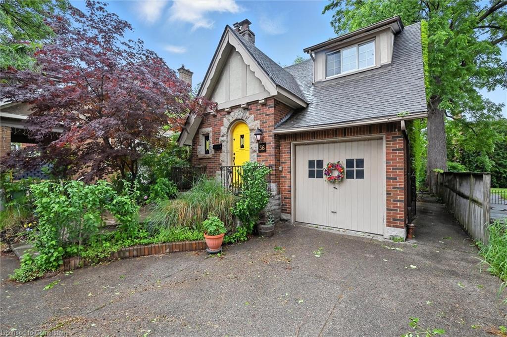 36 Grosvenor Avenue S Property Photo 4