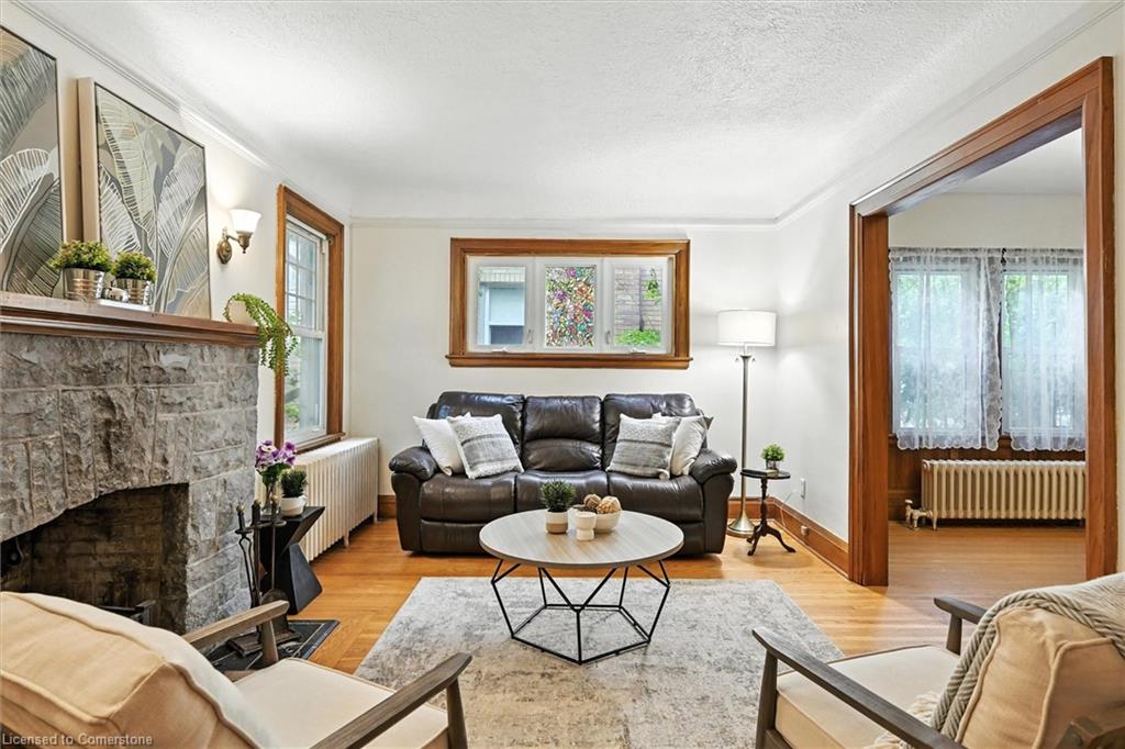 36 Grosvenor Avenue S Property Photo 6