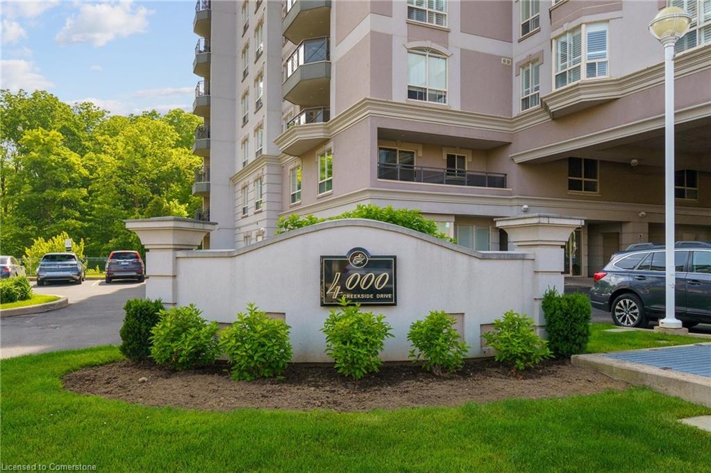 405-4000 Creekside Drive Property Photo 3