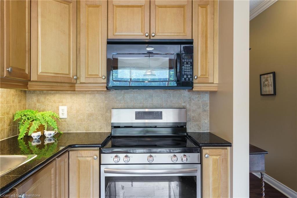405-4000 Creekside Drive Property Photo 15