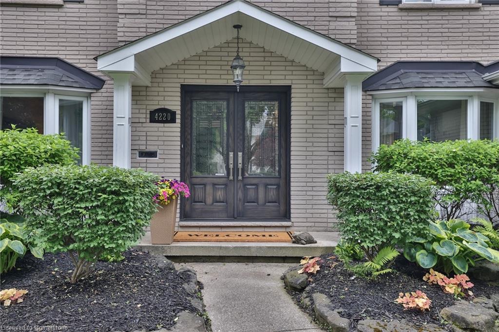 4220 Spruce Avenue Property Photo 3