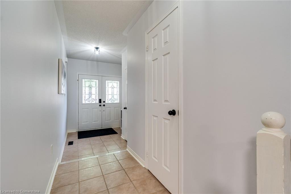 5186 Thornburn Drive Property Photo 4