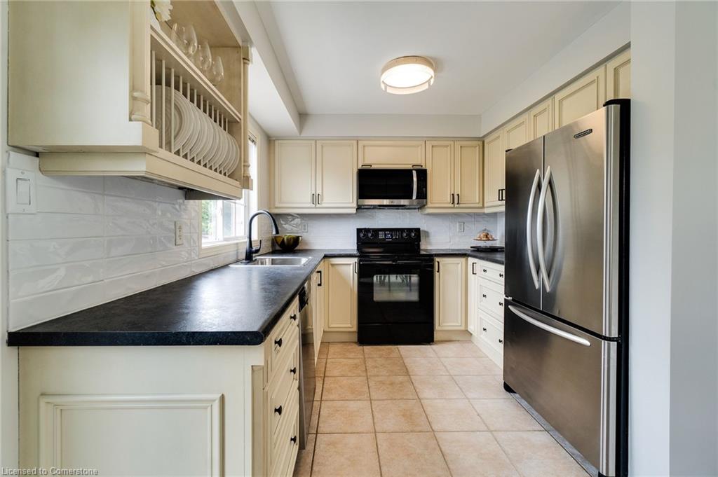 5186 Thornburn Drive Property Photo 13