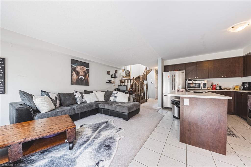 8258 Tulip Tree Drive Property Photo 3