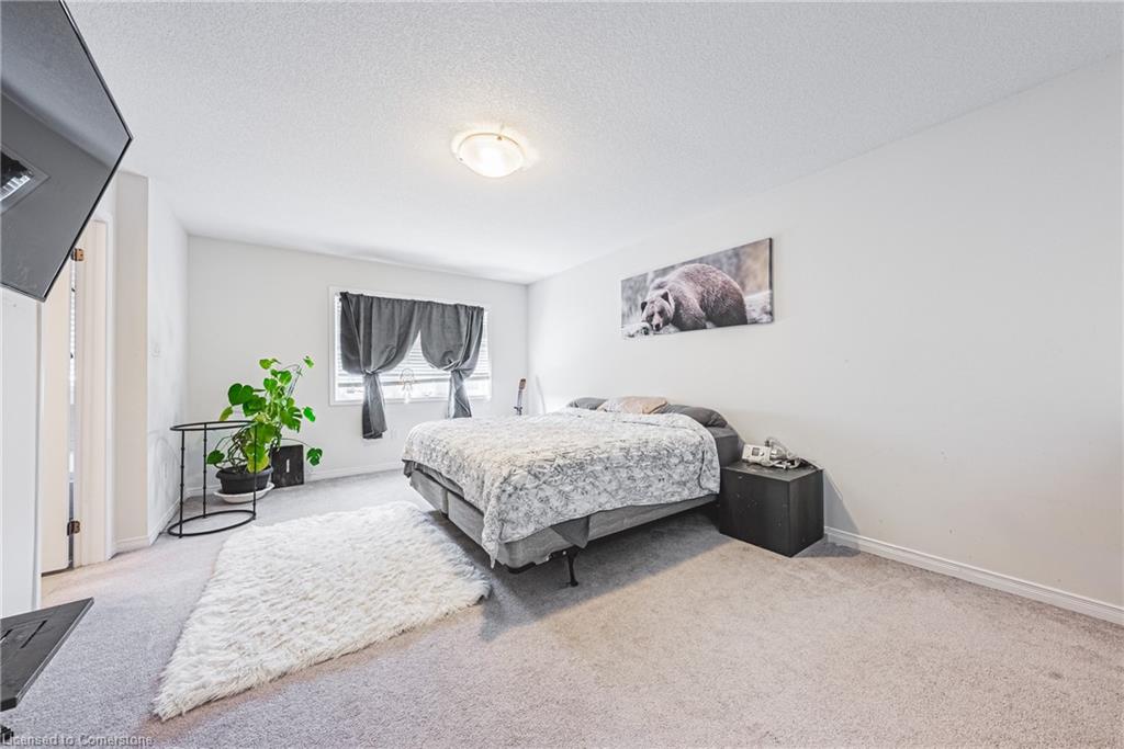 8258 Tulip Tree Drive Property Photo 9