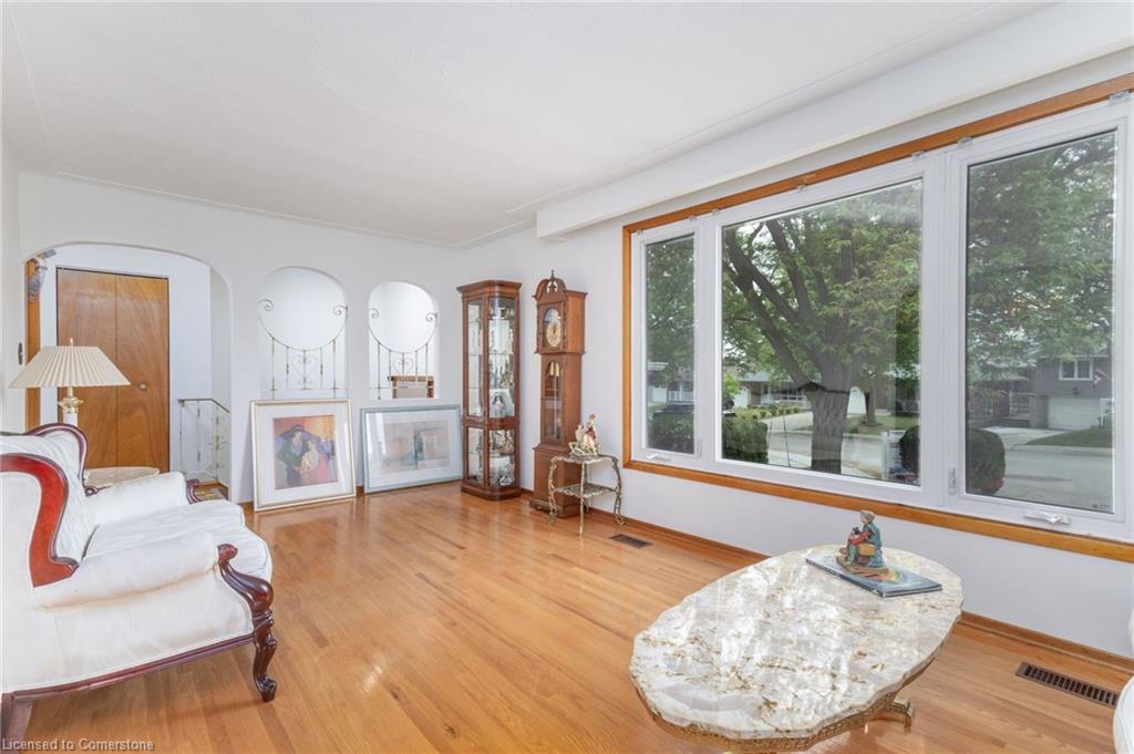 18 Renner Court Property Photo 13