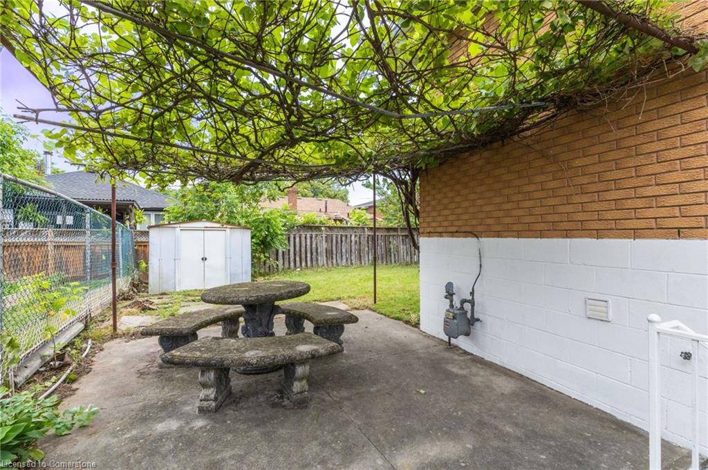 18 Renner Court Property Photo 36