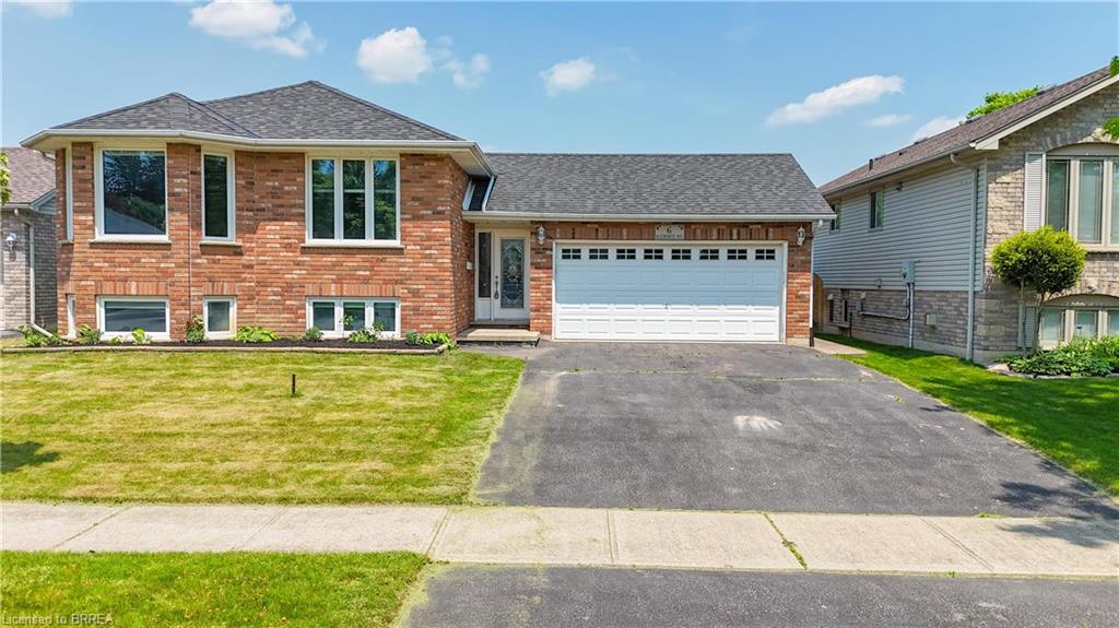 6 Mccormick Way Property Photo 1