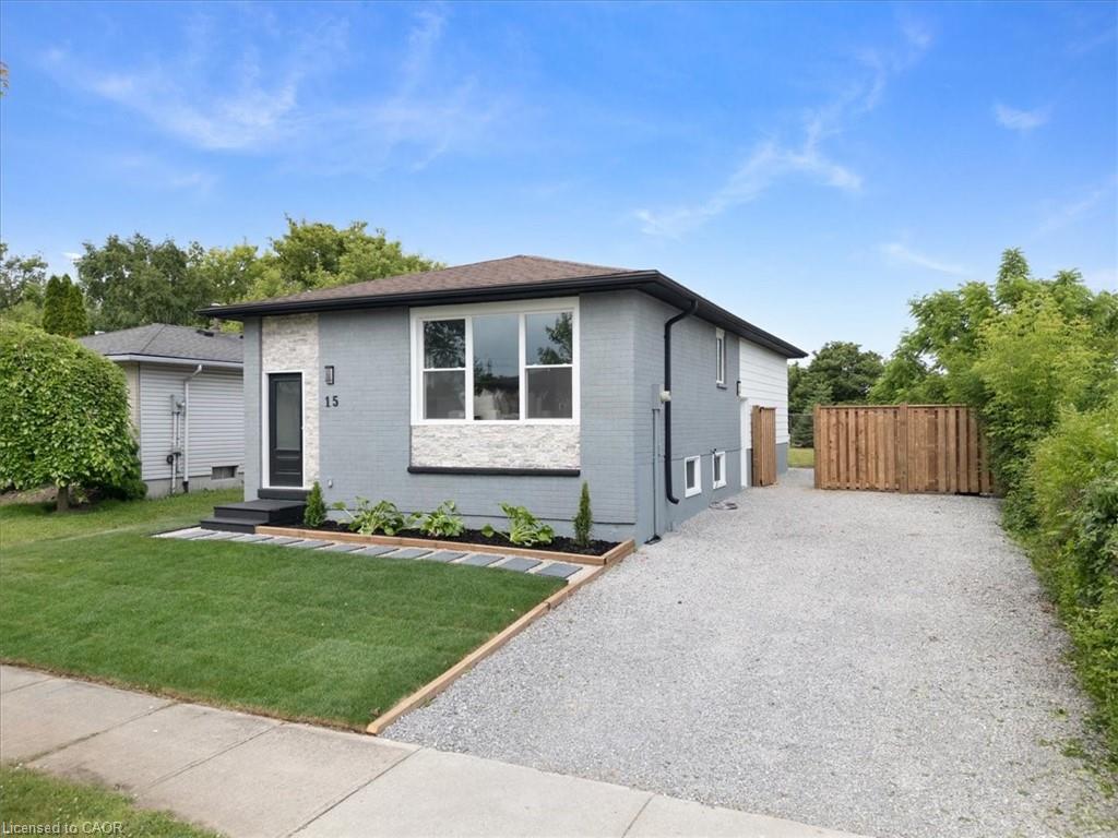 15 Mellenby Street Property Photo 1