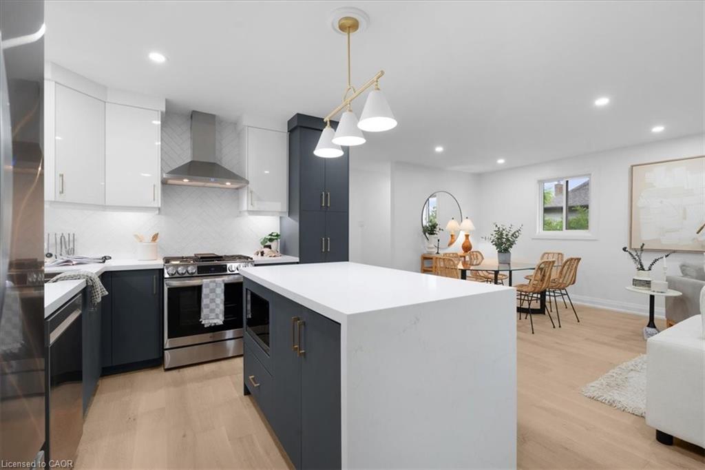 15 Mellenby Street Property Photo 4