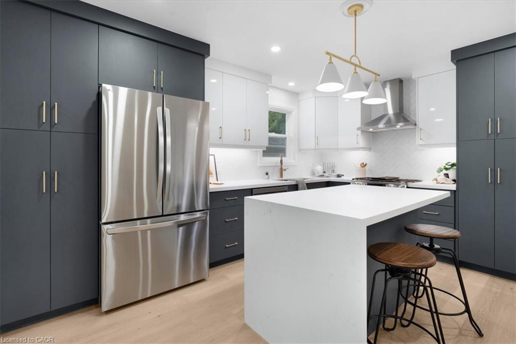 15 Mellenby Street Property Photo 5