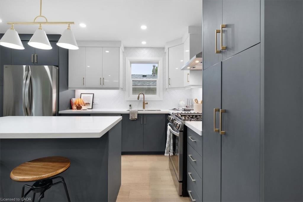 15 Mellenby Street Property Photo 7