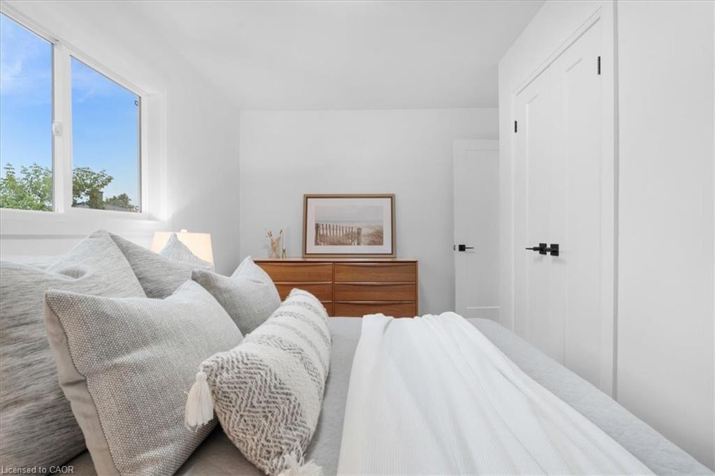 15 Mellenby Street Property Photo 26