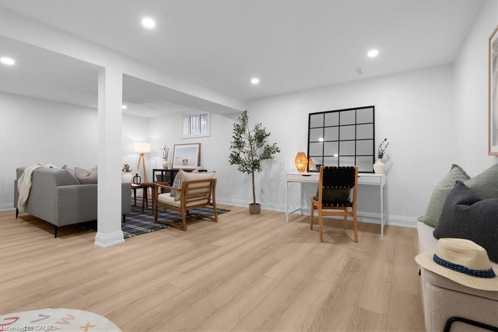 15 Mellenby Street Property Photo 31