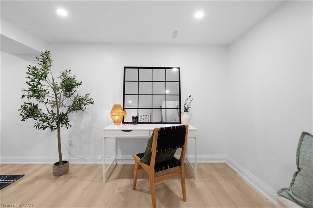 15 Mellenby Street Property Photo 33