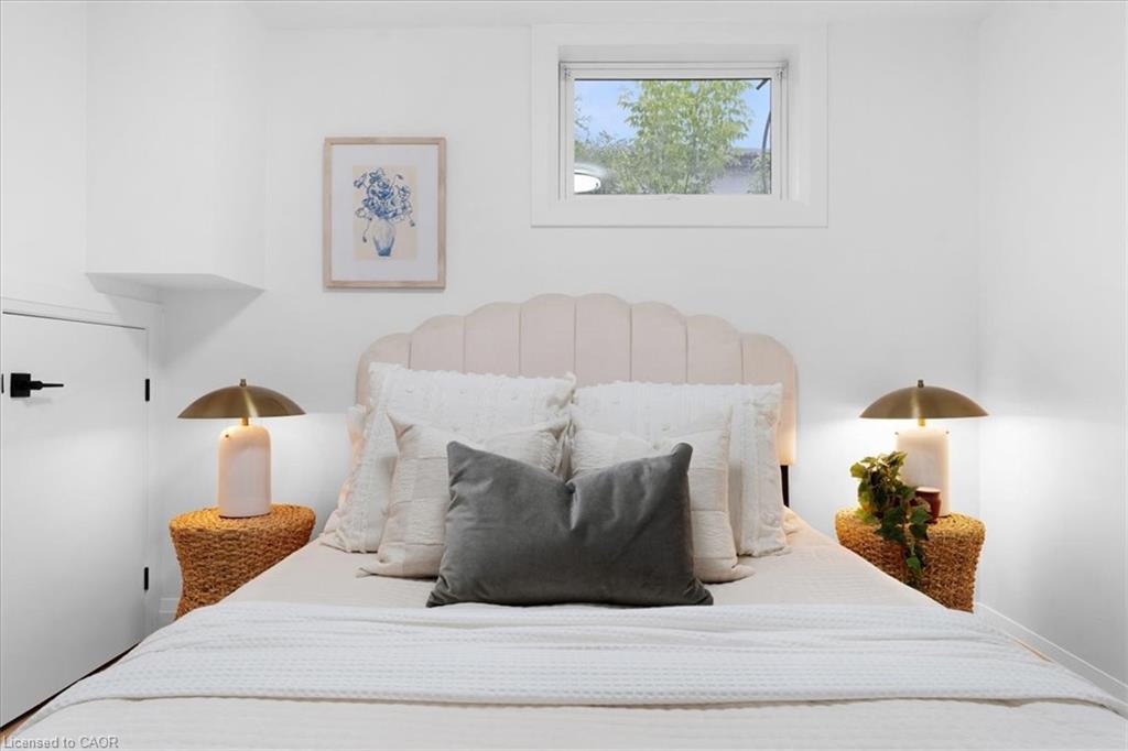 15 Mellenby Street Property Photo 39