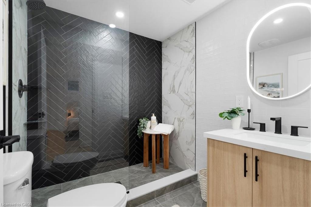 15 Mellenby Street Property Photo 42