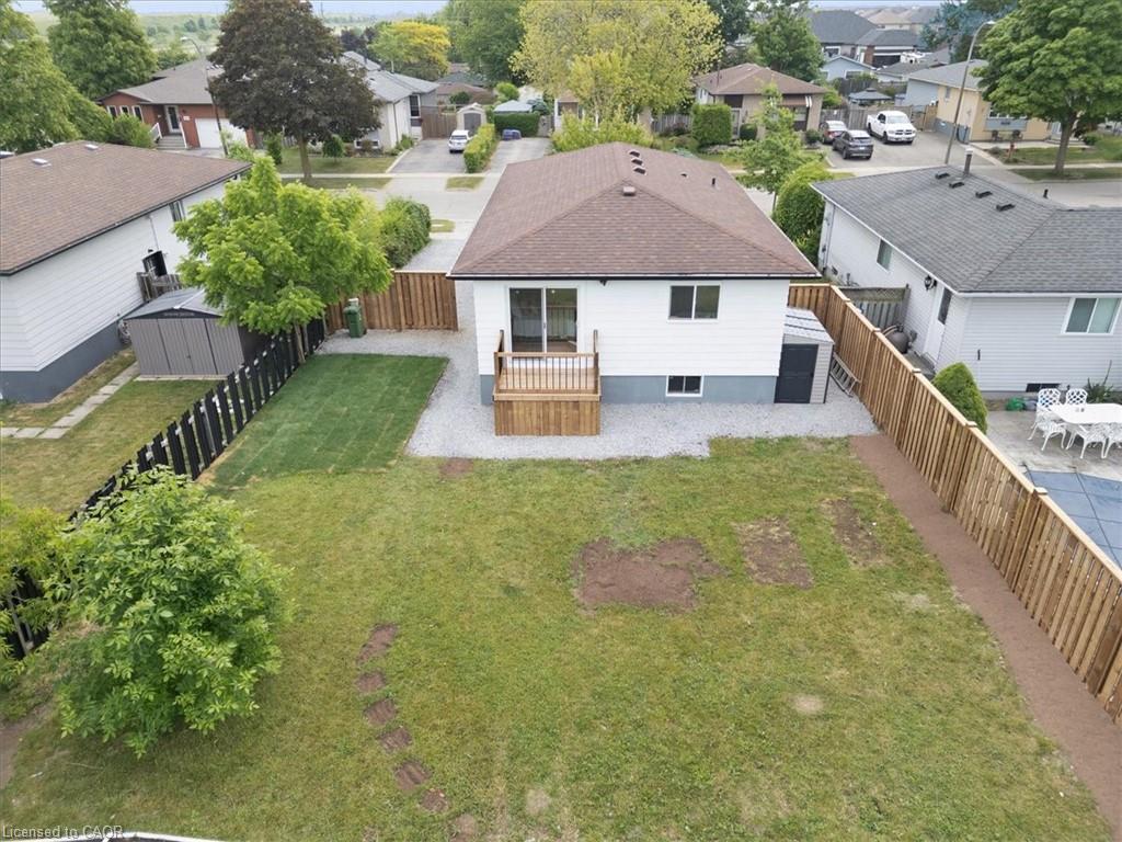 15 Mellenby Street Property Photo 45