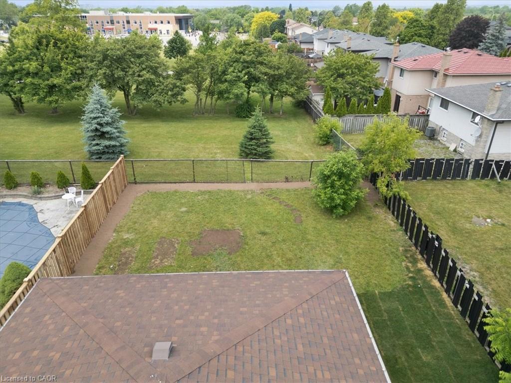 15 Mellenby Street Property Photo 46