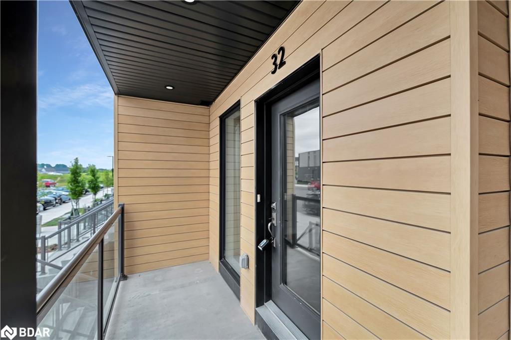 32-261 Woodbine Avenue Property Photo 2