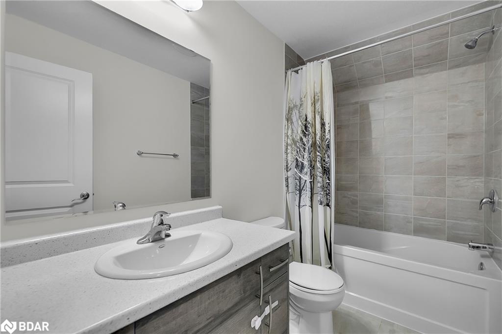 32-261 Woodbine Avenue Property Photo 10