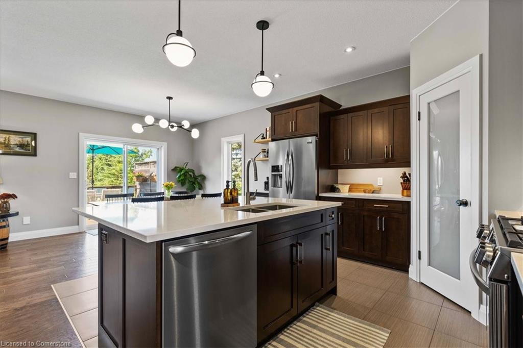 14 Highview Street Property Photo 8