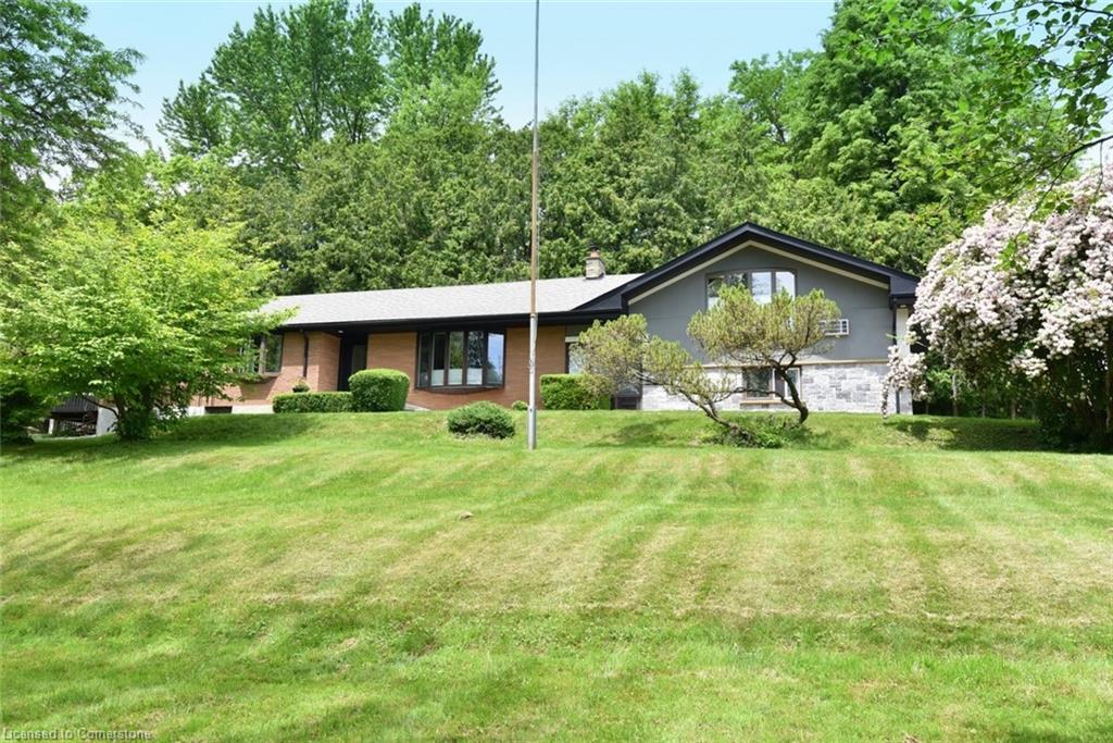 4 Sun Avenue Property Photo 1
