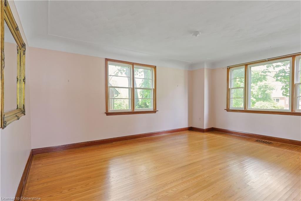 668 Harvest Road Property Photo 12