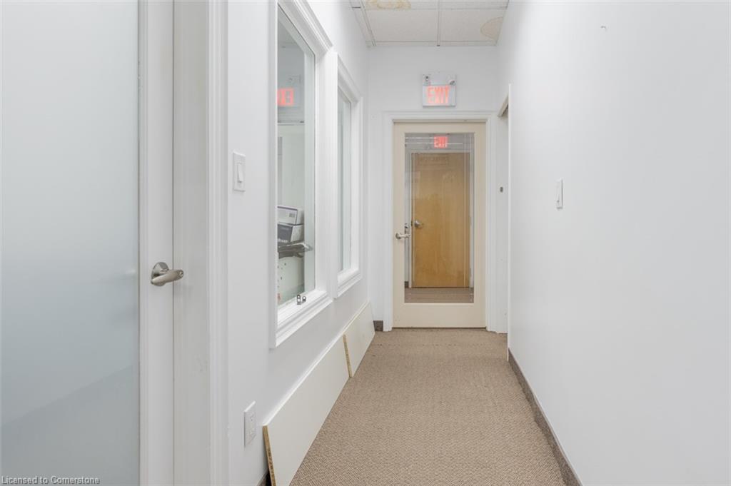 203-450 Bronte Street S Property Photo 6
