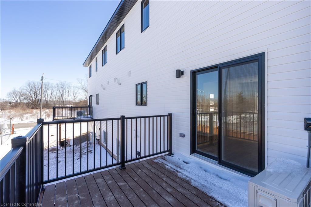 821-4263 Fourth Avenue Property Photo 10