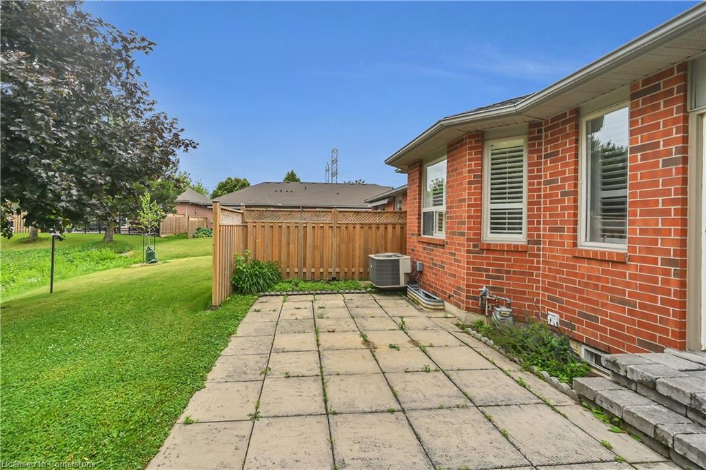 23 Northernbreeze Street Property Photo 28