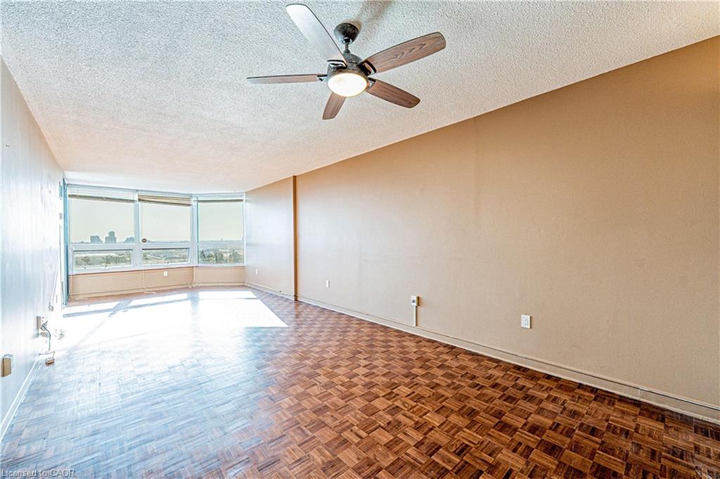 1503-8 Lisa Street Property Photo 12